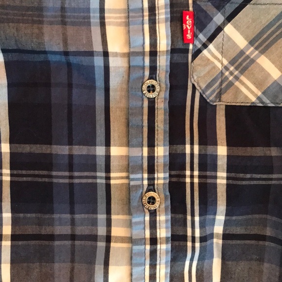 Levi’s short sleeved button up - 12 months - Picture 3 of 5